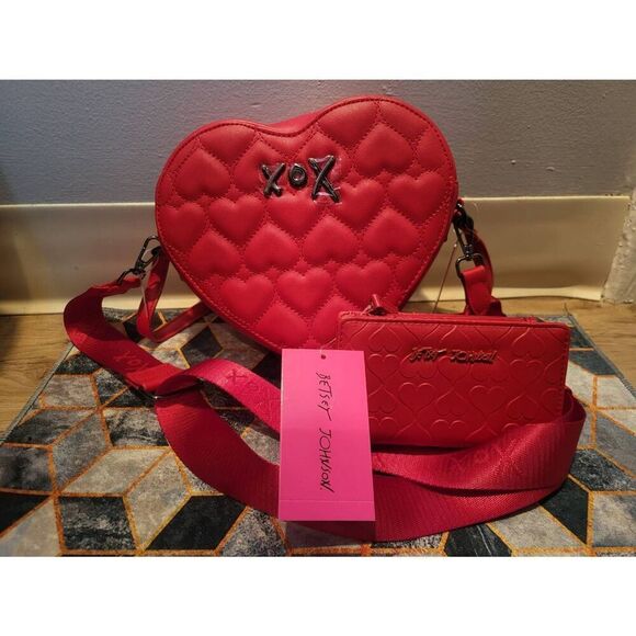 Betsey Johnson nwt red heart set - Picture 1 of 5